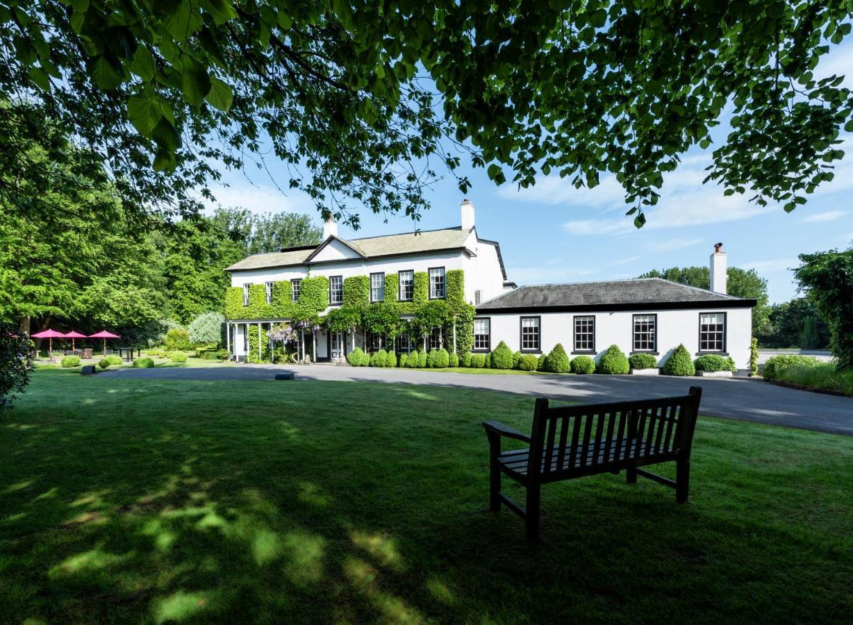 Statham Lodge Hotel Warrington Exterior foto